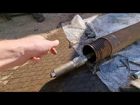 Видео: Пакер тросовой гидрогеологический; подготовка пакера на поверхности к работе в скважине