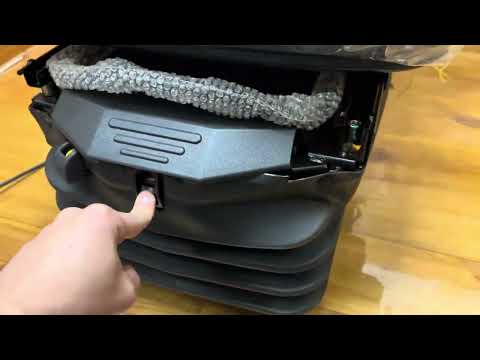 Видео: Сидіння з компресором на трактори МТЗ , John Deere, CASE, New Holland, ЮМЗ. 