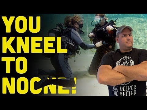 Видео: Как мир учится преклонять колени