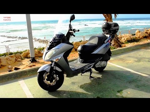 Видео: Скутер SYM Joyride 200 EVO обзор, опыт эксплуатации (24 мар. 2016 г.)