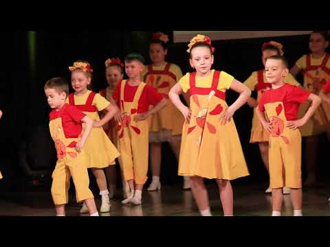 Видео: Ансамбль "Метелица" - Отчетный концерт / Ишим 2021 год