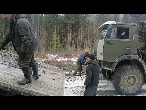 Видео: камаз забуксовал на бездорожье