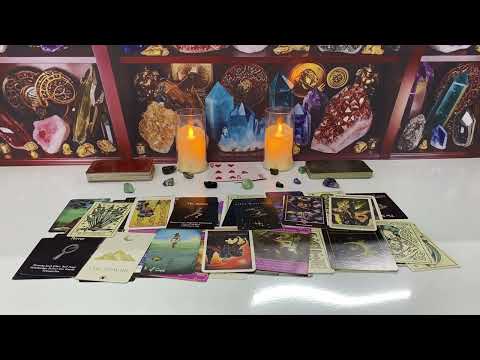 Видео: Гадание на картах Таро ВОДОЛЕЯ. Они хотят, чтобы вы их любили!!
