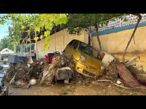 Видео: Разрушительный сель на юге Кыргызстана. Эвакуация 1000 человек, погиб ребенок, затоплены дома