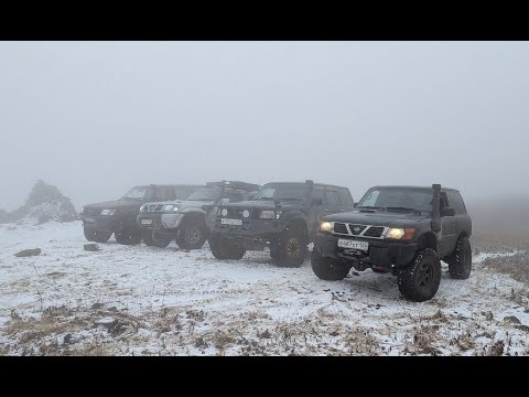 Видео: Прохват на вершину горы Воробей (Туманная) с Safari / Patrol Y61