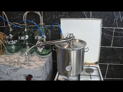 Видео: Самогонный аппарат , простой с магазина .