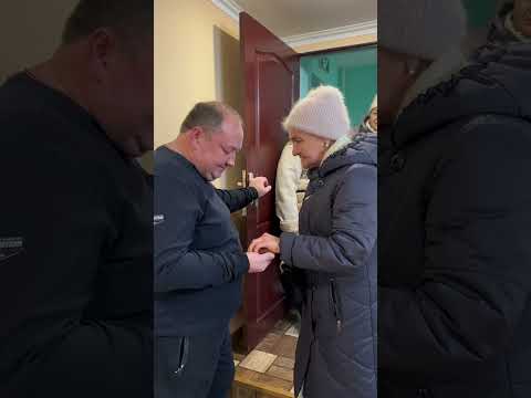 Видео: Вадим Захаров за 5 минут до начала концерта отменил его по состоянию здоровья