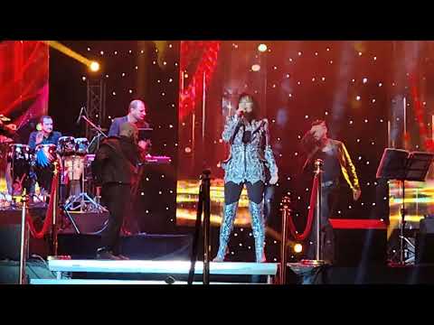 Видео: КИЧКА БОДУРОВА - ХЕЙ, ЖИВОТ