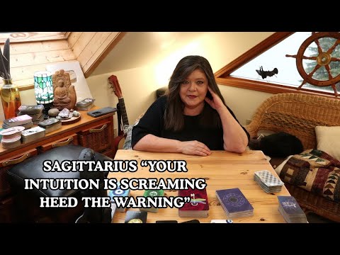Видео: СТРЕЛЕЦ 🪽«ВАША ИНТУИЦИЯ КРИЧИТ: ПРИСЛУШАЙТЕ ПРЕДУПРЕЖДЕНИЕ»⚠️ ЭТИМ ЭНЕРГЕТИЧЕСКИМ ВАМПИРАМ НУЖНА ...