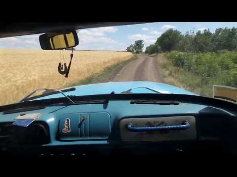 Видео: ЗиЛ 130 на уборке ячменя