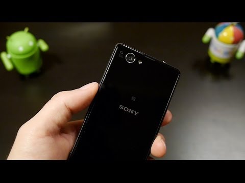 Видео: Обзор Sony Xperia Z1 Compact: распаковка и первые впечатления
