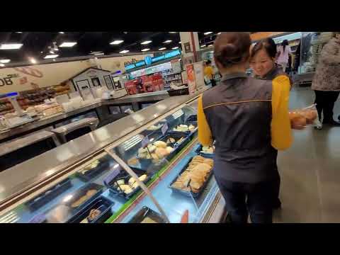 Видео: Ночной Улан-Батор #уланбатор #монголия #переездвмонголию #магазины #супермаркет