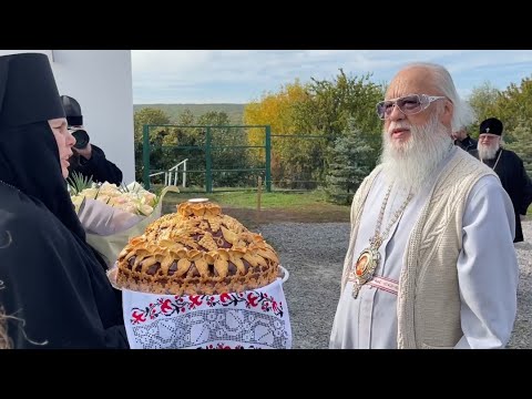 Видео: М.Агафангел посетил скит св.Иоанна Шанхайского и скит в с.Богородичное