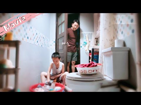 Видео: Маленький Цю живет у Ли, боится выгнать, делает всю работу, отец плачет😭