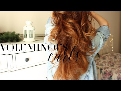 Видео: TUTORIAL: Объемные локоны на бигуди-липучки | #AsiyaTV