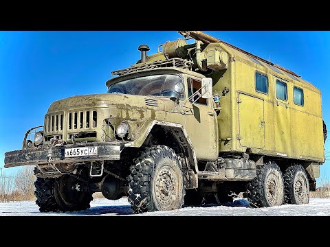 Видео: Эвакуация, оживление, оффроад - грузовик-автосервис Зил-131