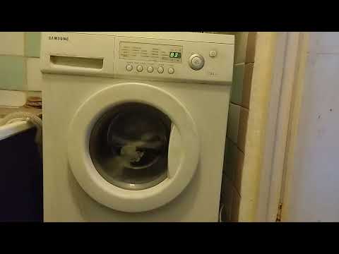 Видео: Стирка забитых вещей на старом Samsung s1043: Цветная ткань 40°С 1000об/мин