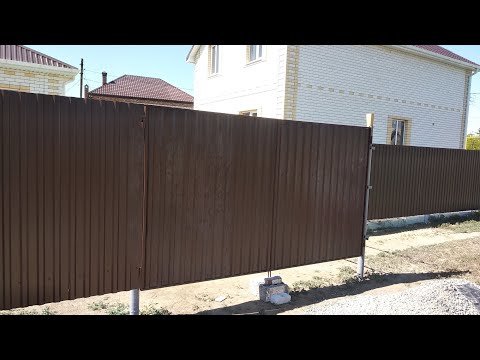 Видео: Ворота из профнастила в рамке из профильной трубы