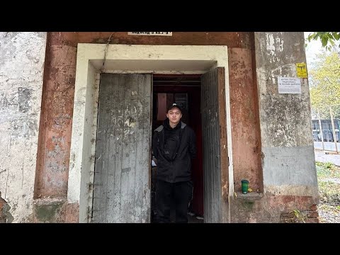 Видео: Исследую двух этажный дом 