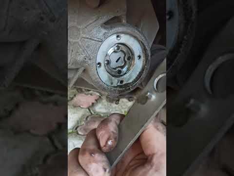 Видео: Регулировка подшипников вторичного вала КПП geely ck
