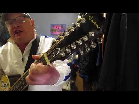 Видео: Песня разведчика.