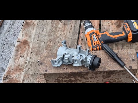 Видео: Гольф 5  Ремонт замка зажигания
