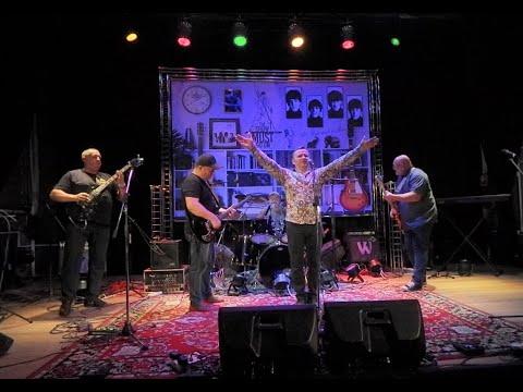 Видео: СЕЛЯНЕ - Счастье вдруг.