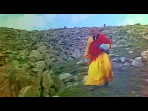 Видео: Жалханз хутагтад өргөх ерөөлийн өргөл