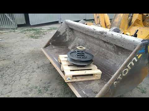 Видео: Вариатор New Holland CR 9.80