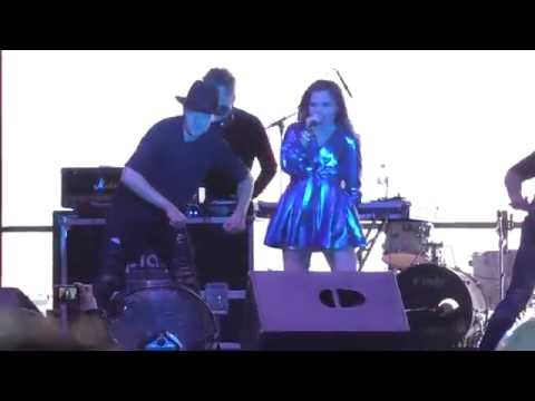 Видео: Группа "Инфинити"-"Таблетка". Петрозаводск 10.09.2016. "День города-2016" (Лето. PTZ)