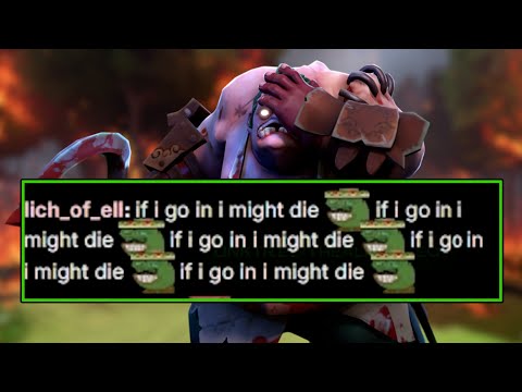 Видео: Бульдог Пудж борется с командой