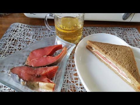 Видео: Асмр итинг 😋 РЫБНЫЙ ЗАВТРАК 🥪