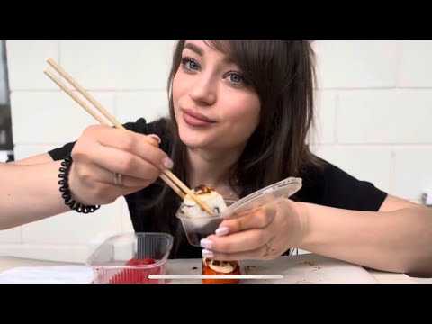 Видео: Mukbang | Мукбанг РОЛЛЫ запеченные. Пропал на несколько дней… очень странно. Отвечаю