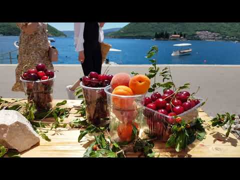 Видео: Пераст (Черногория) город с одной улицей и красивой архитектурой