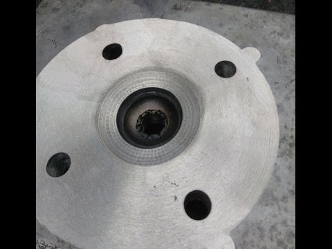 Видео: Подточка головки двигателя мотоцикла Минск