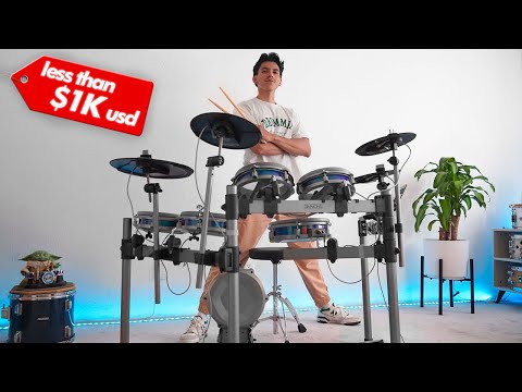 Видео: Эта ударная установка выглядит и звучит невероятно круто! | Simmons Titan 70