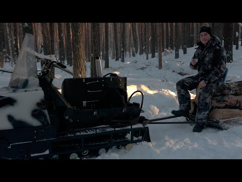Видео: Добыча дров! Баня будет жаркой! Покатушки на снегоходе Буран.