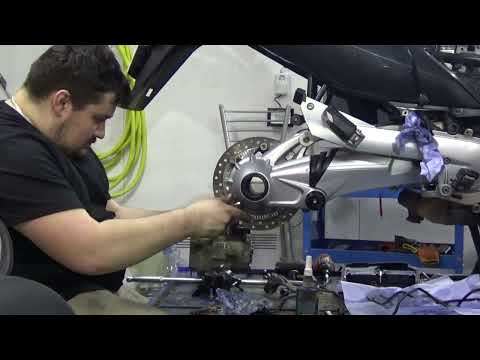 Видео: Гаражные будни R1200RT по низу рынку и АБС на нее