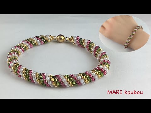 Видео: Женственный рождественский цветной спиральный браслет