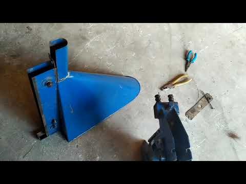 Видео: Модернизация чеснокосажалки Крючков. Ч.2. Бункеры, настройка.