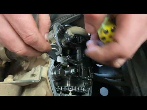 Видео: Polaris Ranger 500, 570, как отрегулировать клапаны, не работает на холостом ходу, теряет мощност...