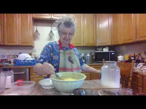 Видео: Простой старомодный яичный заварной крем