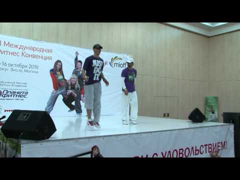 Видео: Акапян К. Виноградов Д. Aerobic Dance