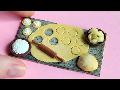 Видео: Miniature "Cooking dumplings with cottage cheese"🥟Мініатюра "Приготування вареників із сиром"