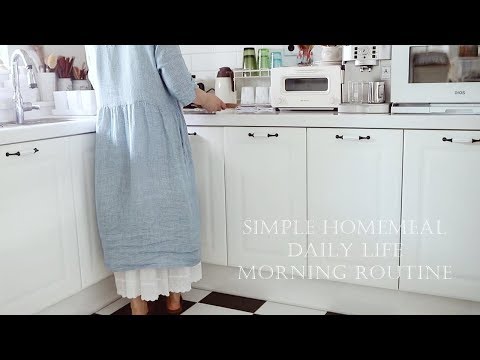 Видео: Утренняя рутина с котом и хлебом ｜ Счастье в повседневной жизни