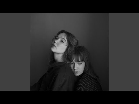 Видео: Завтра была зима (feat. внимание брусника!)