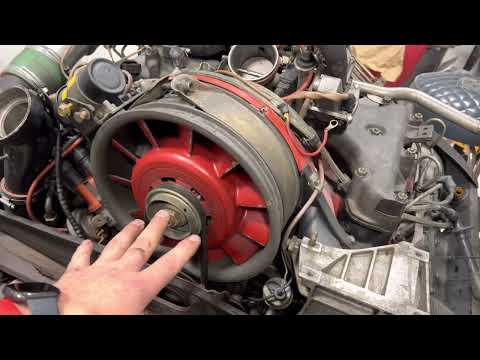 Видео: Объяснение эволюции турбодвигателя Porsche 930
