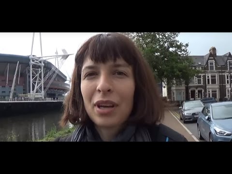 Видео: Как вообще не платить за квартиру в Англии и Jobcenter+ в Бристоле