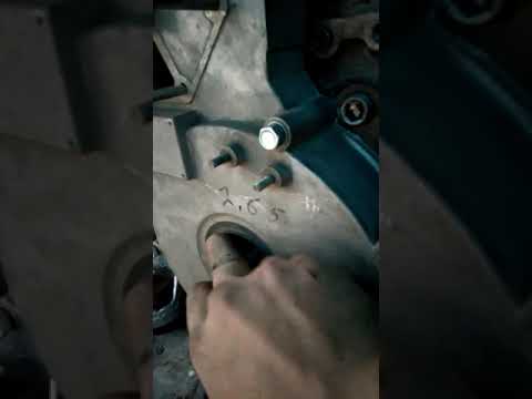 Видео: ремонт двигателя Газ 542 с автомобилей газ 4301 и газ саз 4509. часть 4