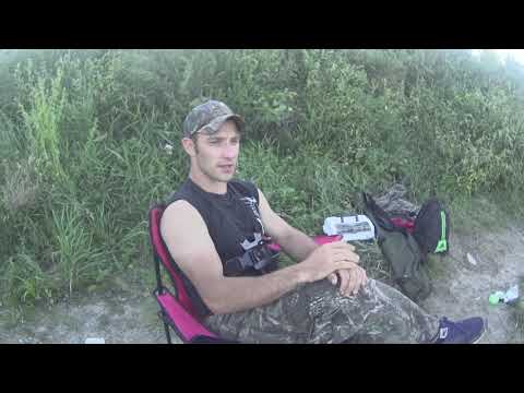 Видео: Рыбалка на линя ловля линя в августе Рыбалка на поплавок